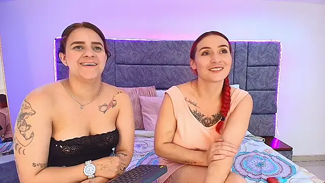 Dakota_Megan_69's cam snapshot