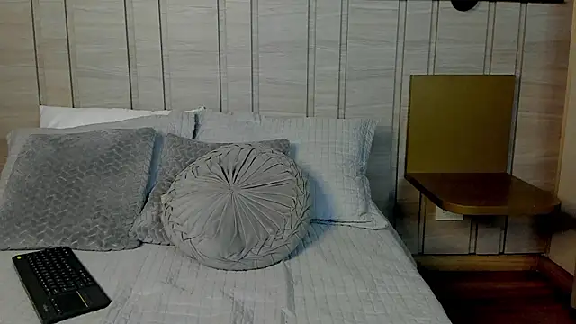 Violeta_sum's cam snapshot