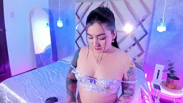 KathiaJenner's cam snapshot