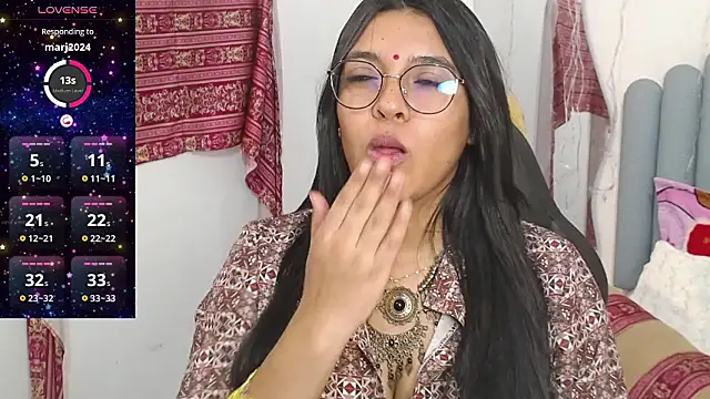 lakshmiraniii's cam snapshot