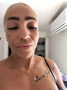 Alison_fitness's cam snapshot