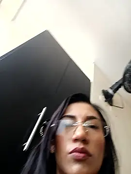 eva_rousee_'s cam snapshot