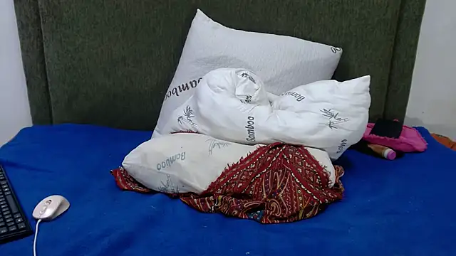 Thickchocolatex2's cam snapshot