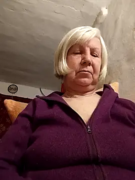 KlaudiaDarling's cam snapshot