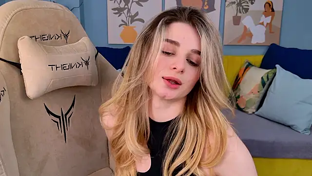 SweetyLicky's cam snapshot