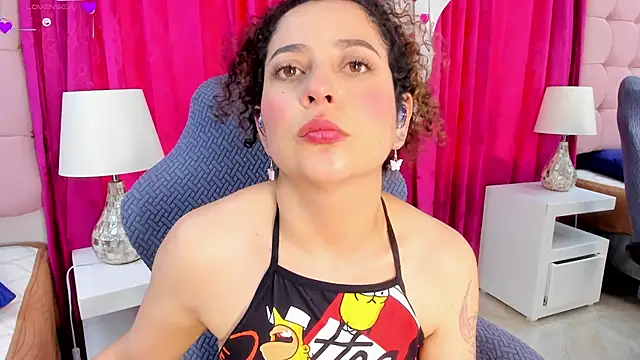 Kayla_Moon_'s cam snapshot