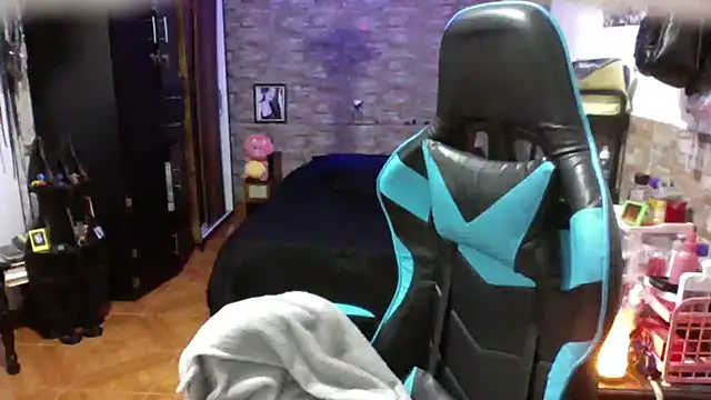 AngelaQueen_'s cam snapshot