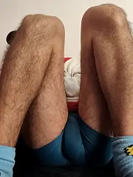 hairyandbigmann live sex cam