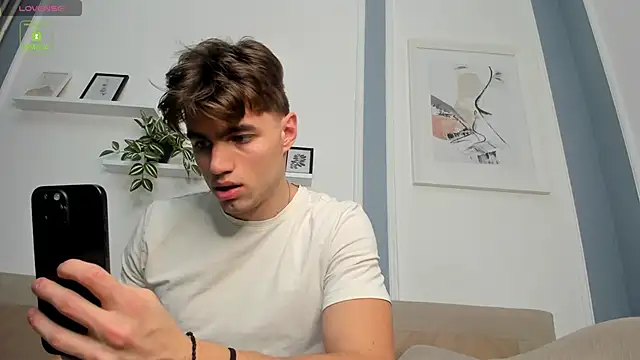 Kyle_Baker live sex cam