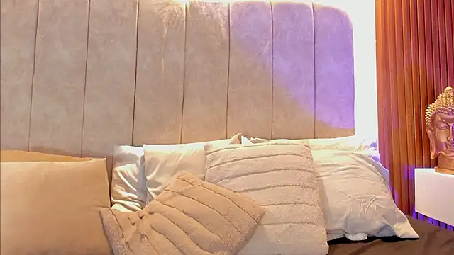 _Laura_saenz1's cam snapshot