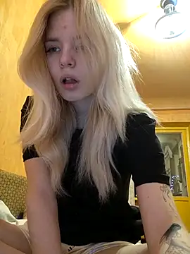 EsterSteele's cam snapshot