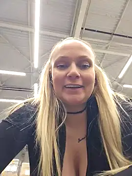 Bondgirl_013 live sex cam