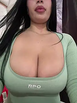 perla_kem_ live sex cam