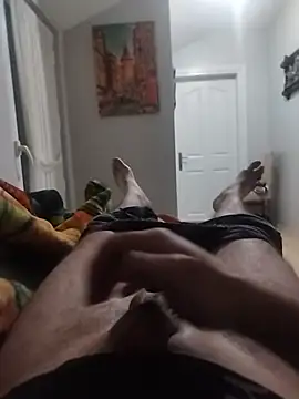 Aykut1990's cam snapshot