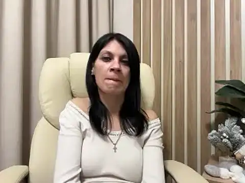 InjaAtHome's cam snapshot