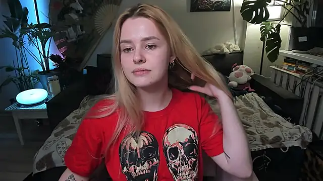 Alexa_Pirs's cam snapshot