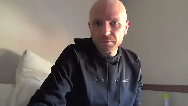 FrankieFuckMe's cam snapshot