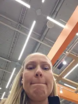 Bondgirl_013 live sex cam