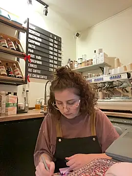 cinnabon_'s cam snapshot