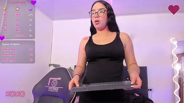 MILAH_TAY live sex cam