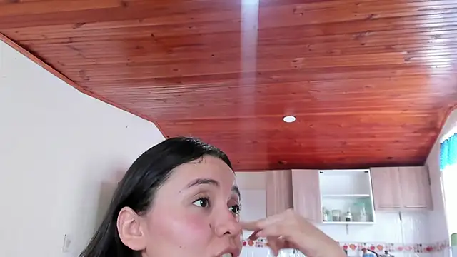 Cuty_sexy_hot's cam snapshot