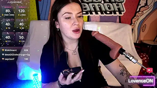 AliceOfWondersS's cam snapshot