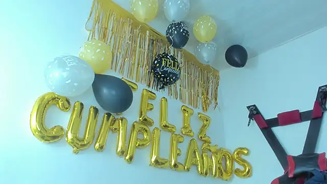 Steven_and_Camilo18's cam snapshot