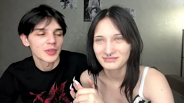 altycouple's cam snapshot