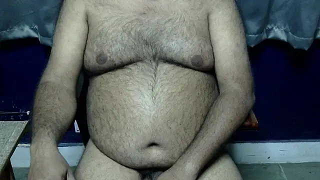 hairysubcub_70's cam snapshot