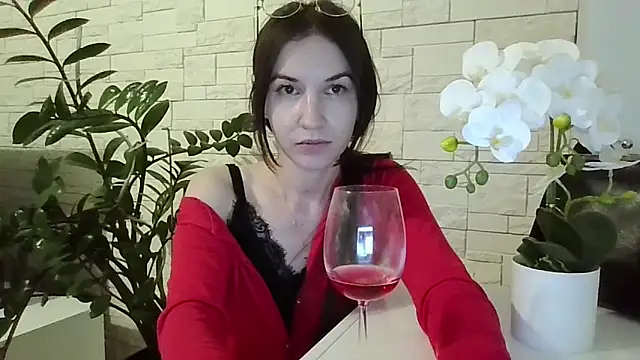 JuliaLovely's cam snapshot