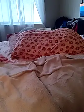 Rosegold2431's cam snapshot