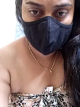 girl999's cam snapshot