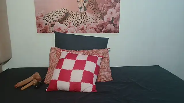 GorillaGripCunt77's cam snapshot