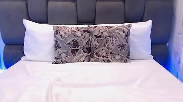 SophieWolkman live sex cam