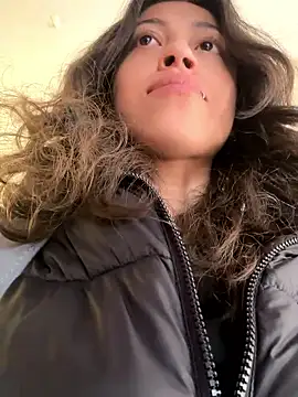 emily_jonessxx's cam snapshot