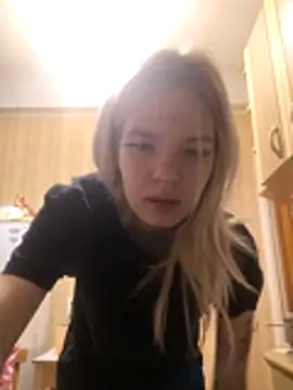 EsterSteele's cam snapshot