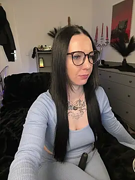 Trixie-Tainted's cam snapshot