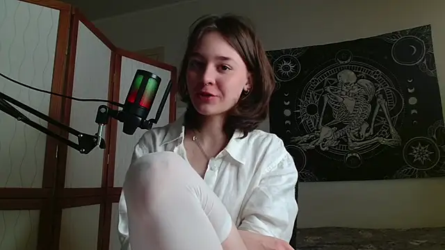 Mysterious_Toy's cam snapshot