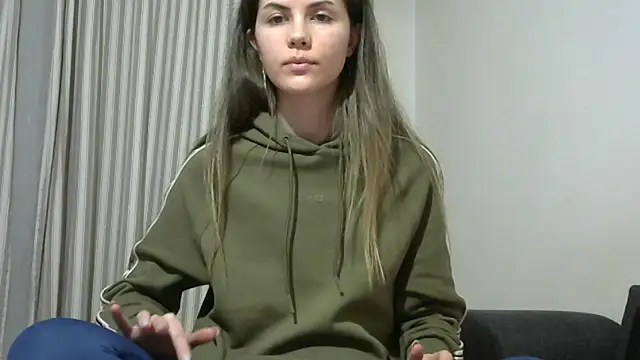 Erii18's cam snapshot