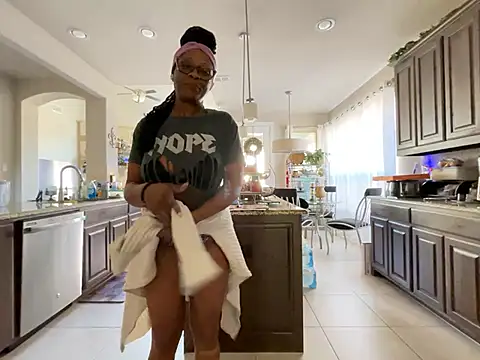 wynterheat live sex cam