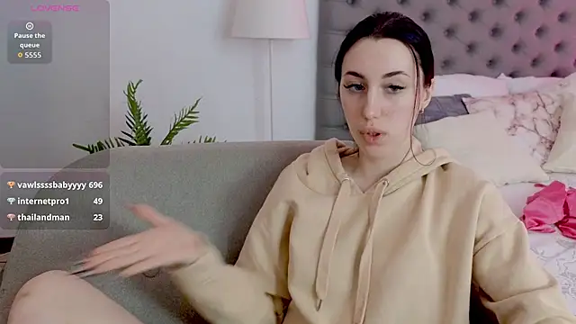 Miss__Linn's cam snapshot