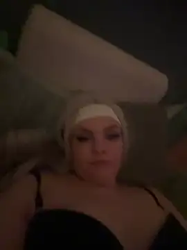 HannahCream's cam snapshot