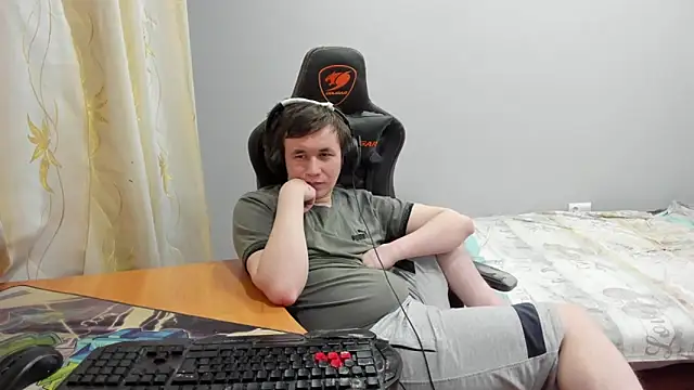 iliaskrislove live sex cam