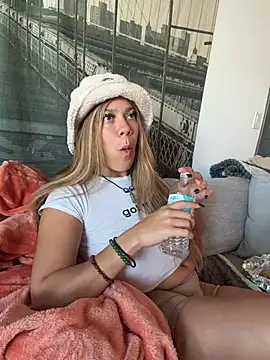 Bigbuttbrooklynn live sex cam