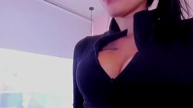 violet_myerrs's cam snapshot