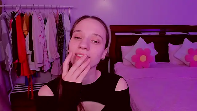 StaceySunny's cam snapshot