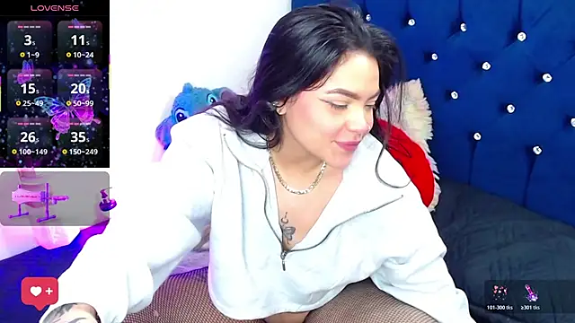 EsmeCaldwel's cam snapshot