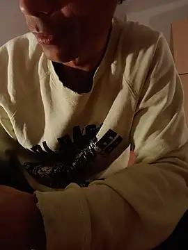 MrMancino's cam snapshot