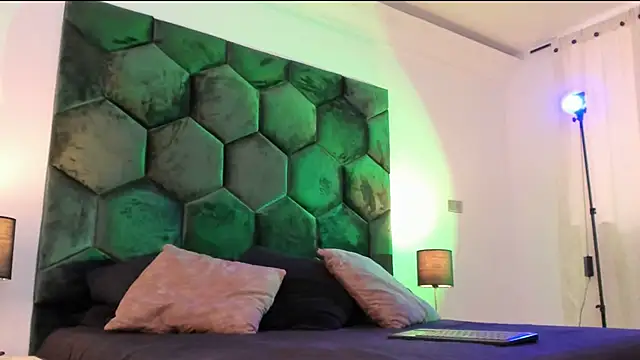 AllexJacob live sex cam