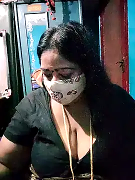 maniisha's cam snapshot